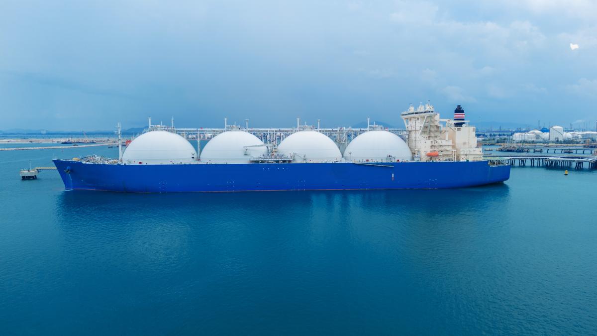LNG tanker